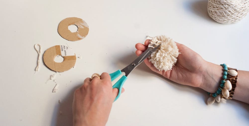 diy panier pompons
