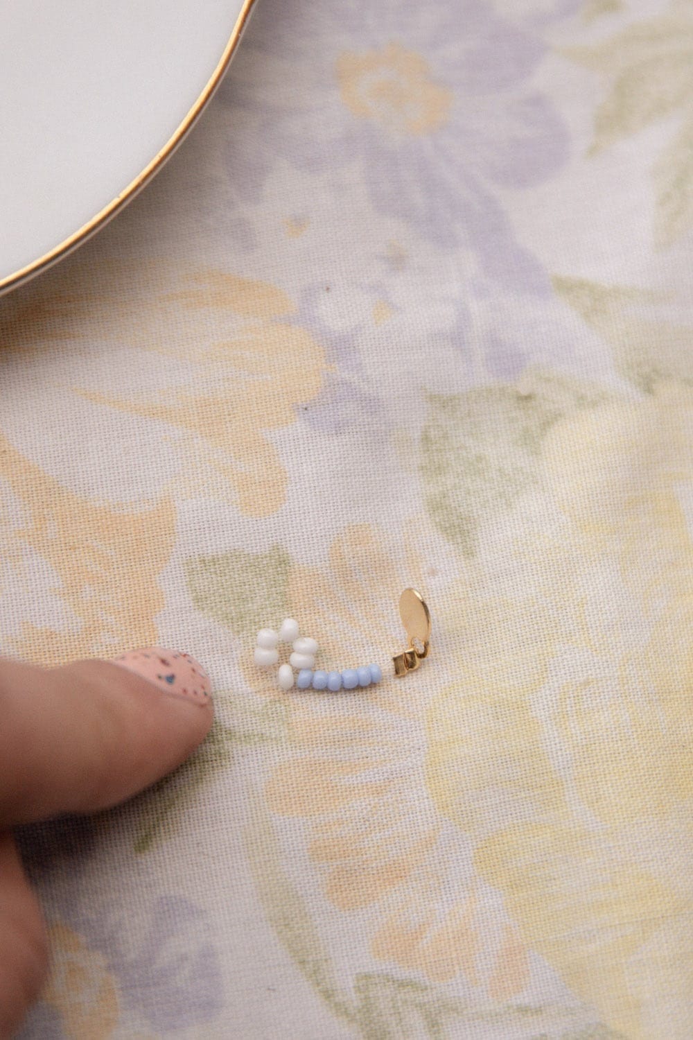 50 Pièces 16Mm Multicolore Perles En Bois Avec Motif Marguerites Perles