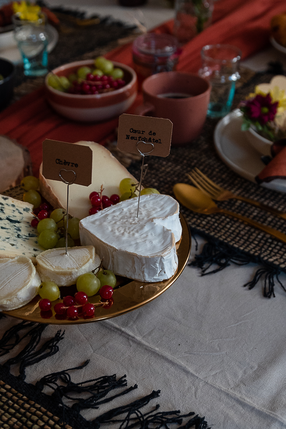 decotablebrunchcricutzodio_6155 • Cha's Hands