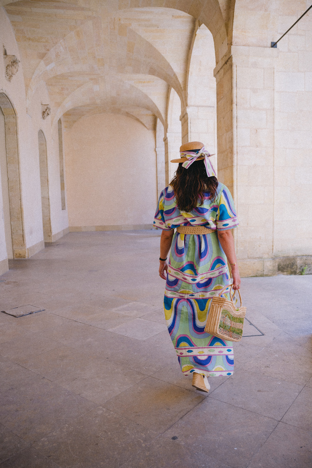 Coudre la robe La Baroudeuse de Française 1 Fois version longue fendue