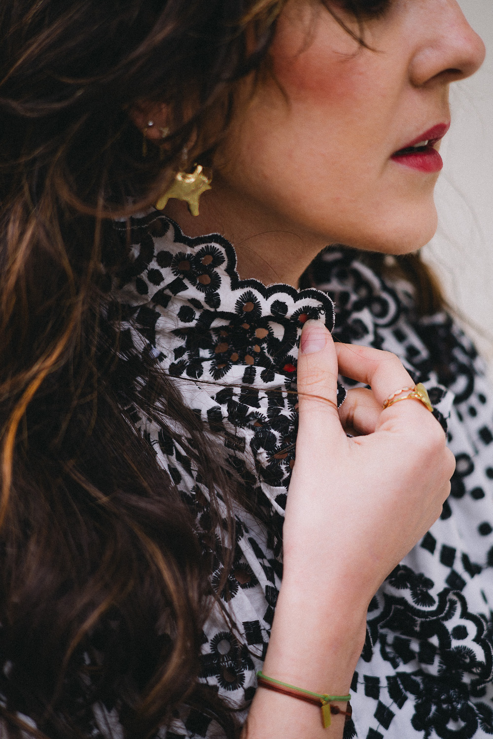 Coudre la blouse Anoushka version broderie anglaise