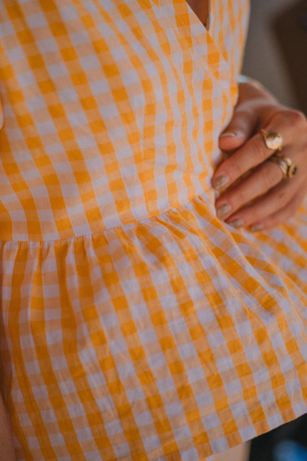 Coudre un ensemble blouse et pantalon en vichy abricot