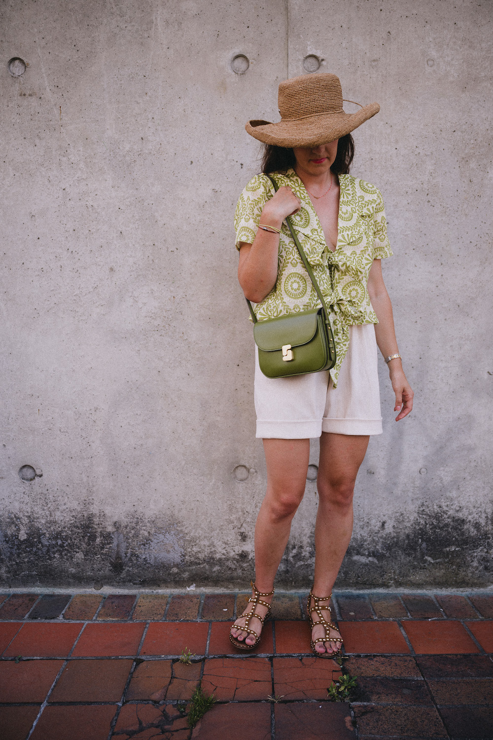Blouse Rimini d'Atelier Miinsa et short Pomona d'Anna Allen Clothing