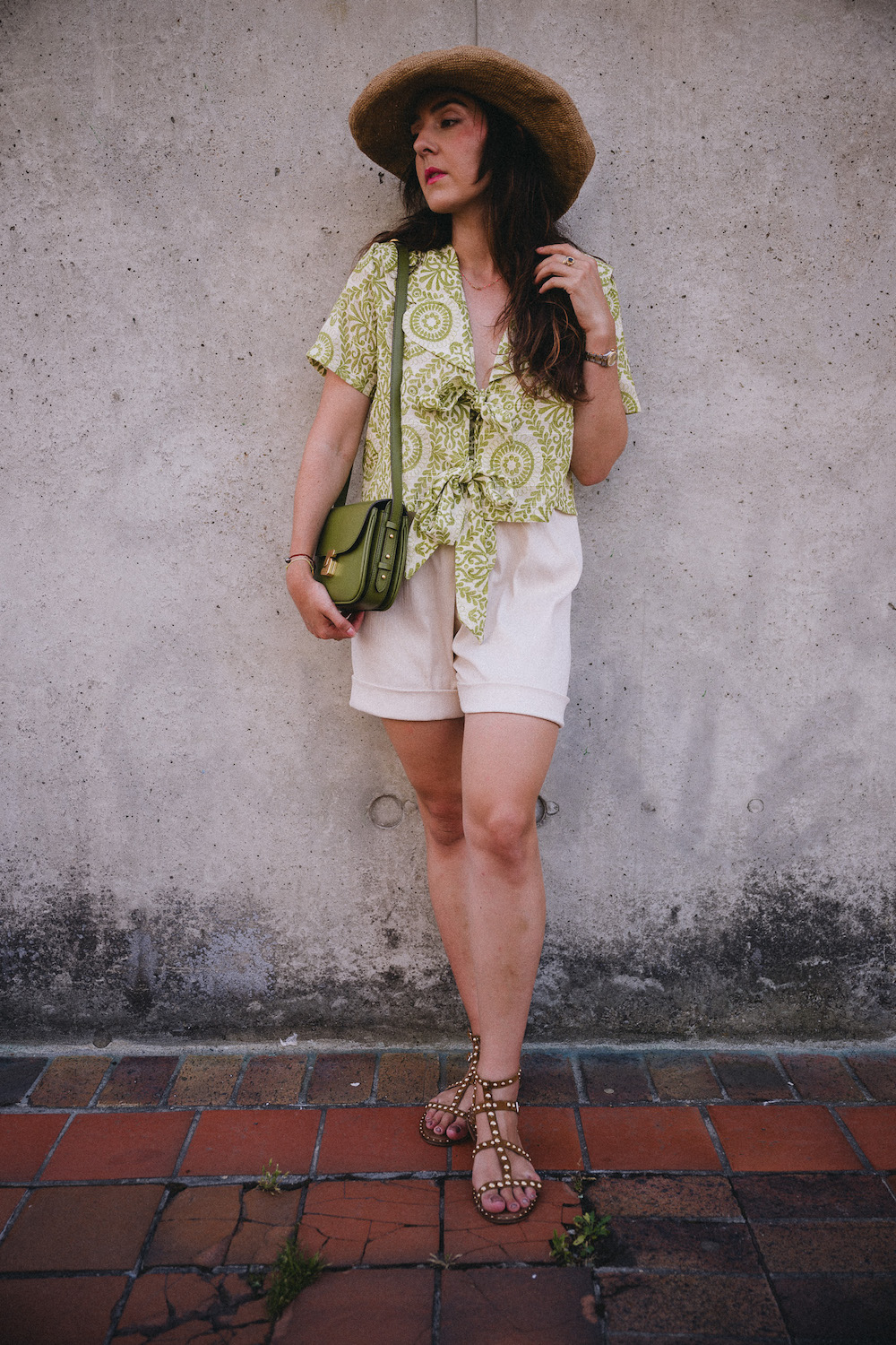 Blouse Rimini d'Atelier Miinsa et short Pomona d'Anna Allen Clothing